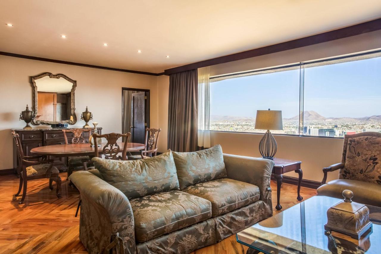 Sheraton Chihuahua Soberano Esterno foto