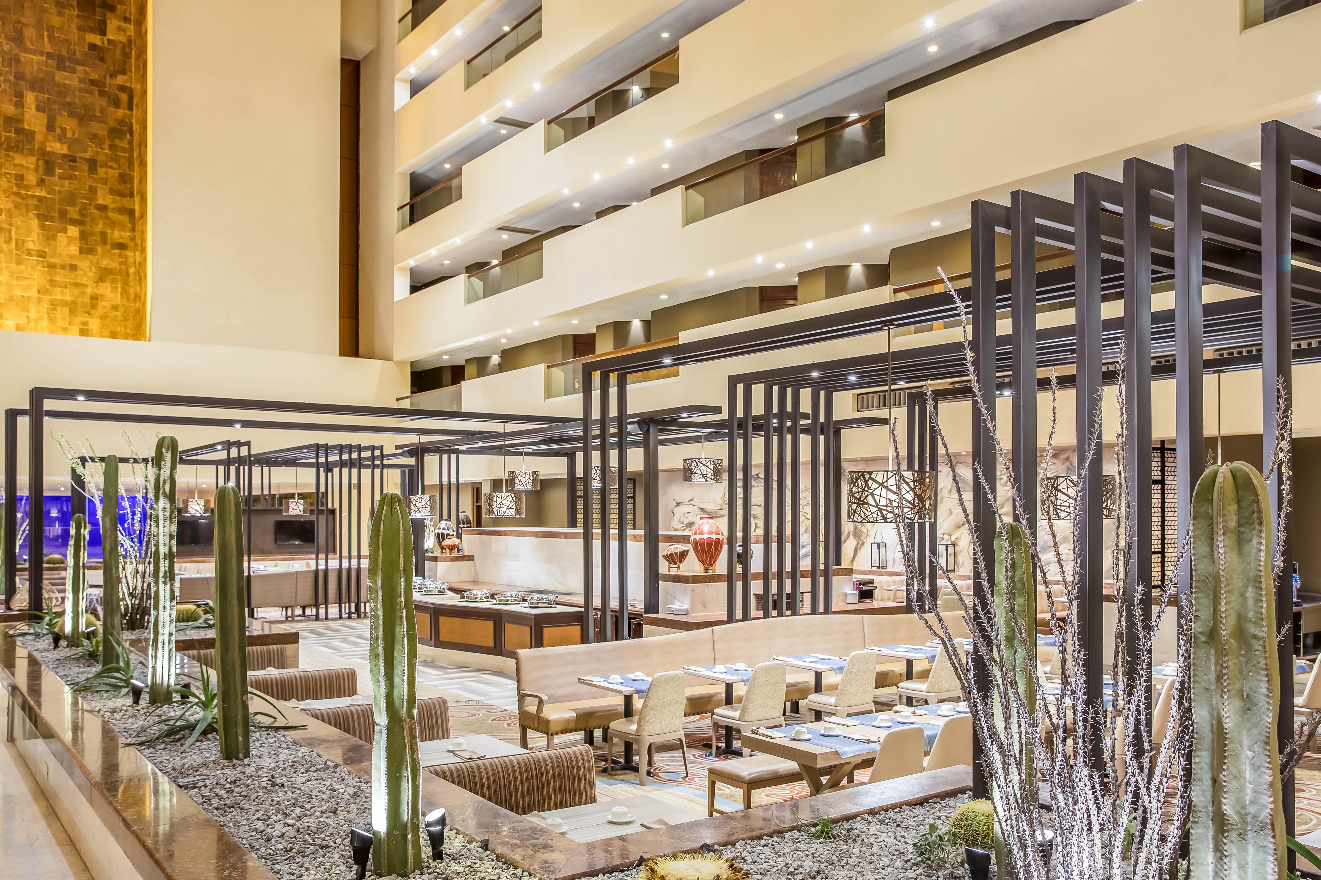 Sheraton Chihuahua Soberano Esterno foto