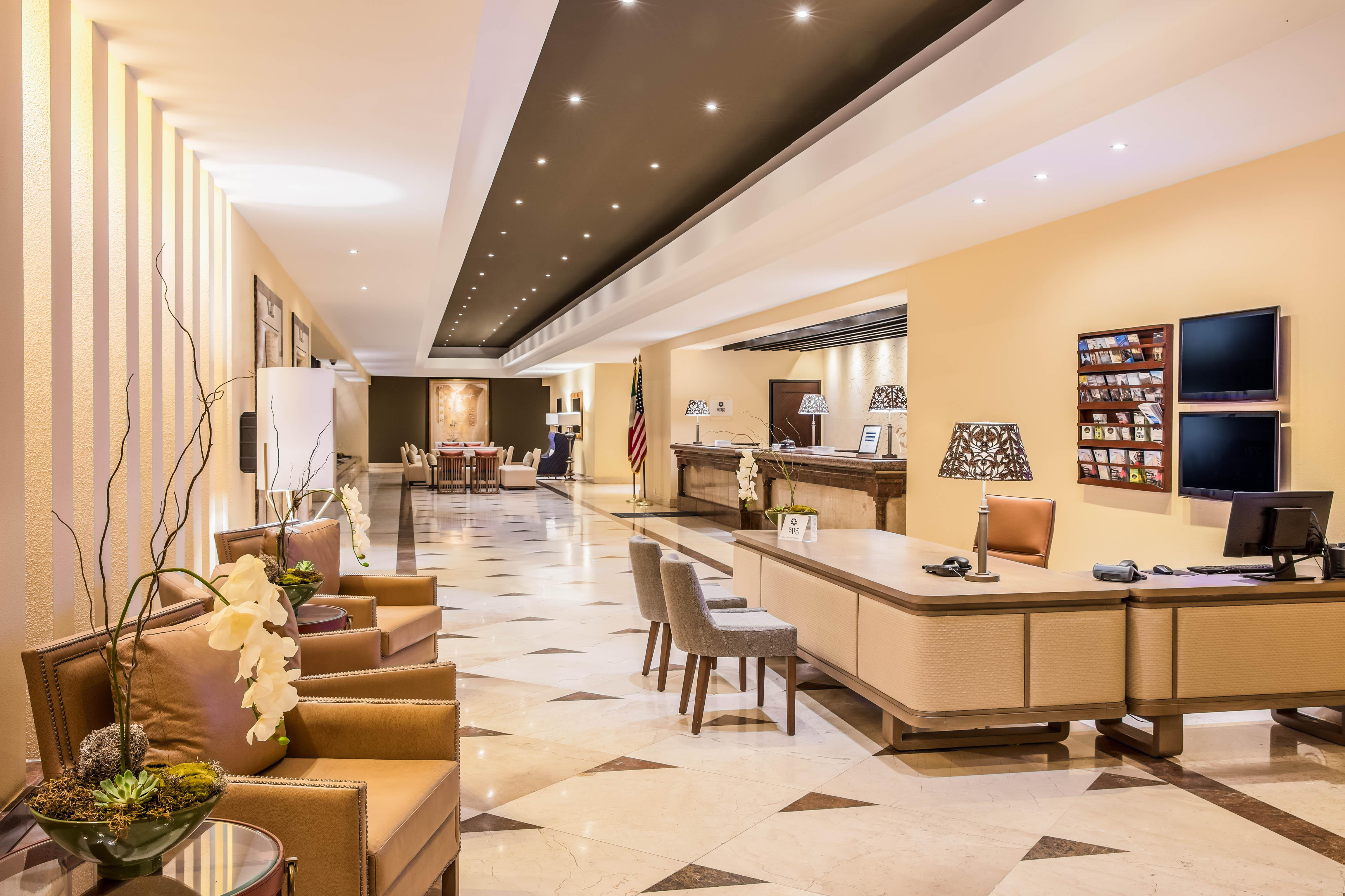 Sheraton Chihuahua Soberano Esterno foto