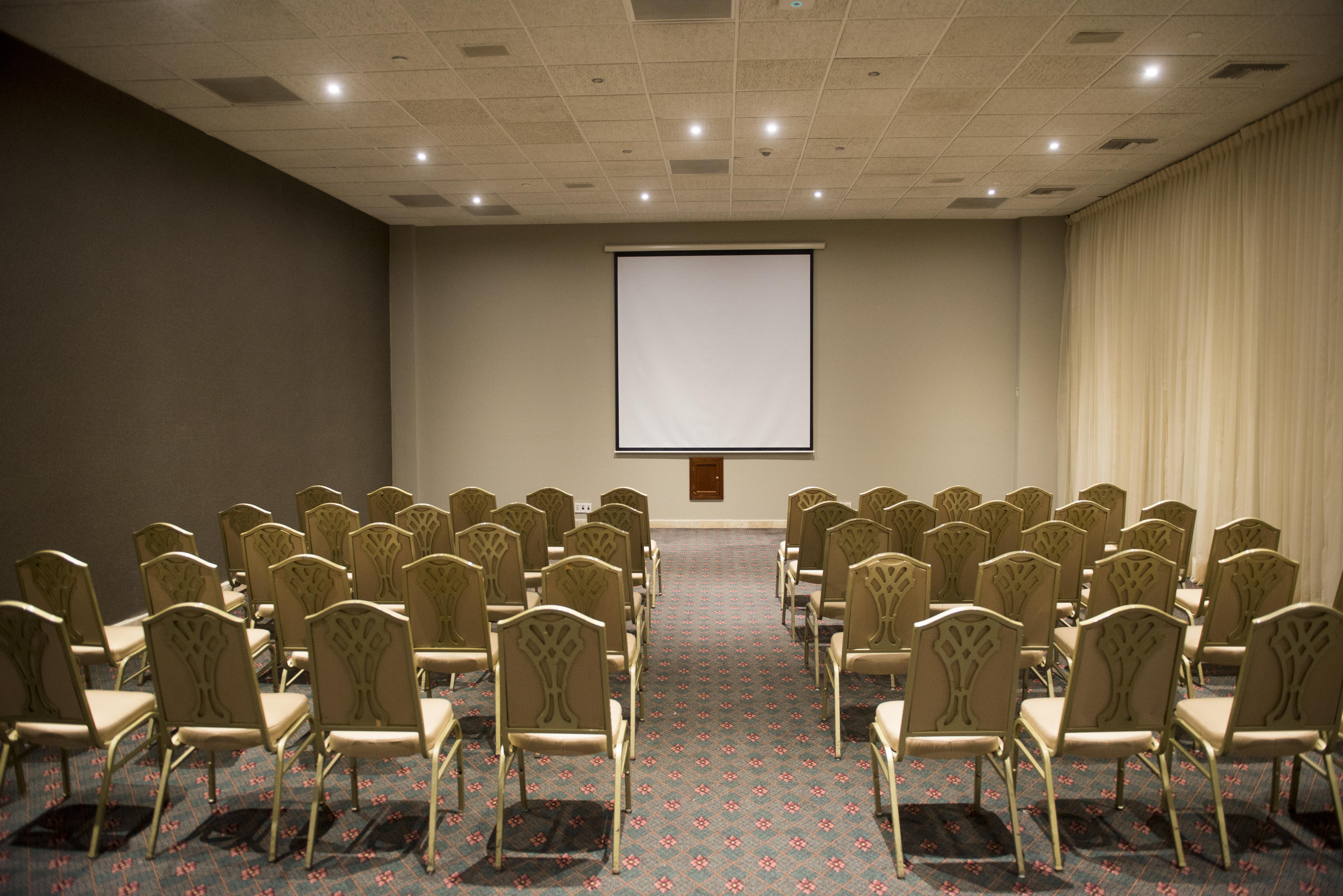 Sheraton Chihuahua Soberano Esterno foto