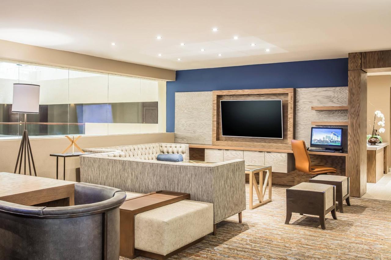 Sheraton Chihuahua Soberano Esterno foto