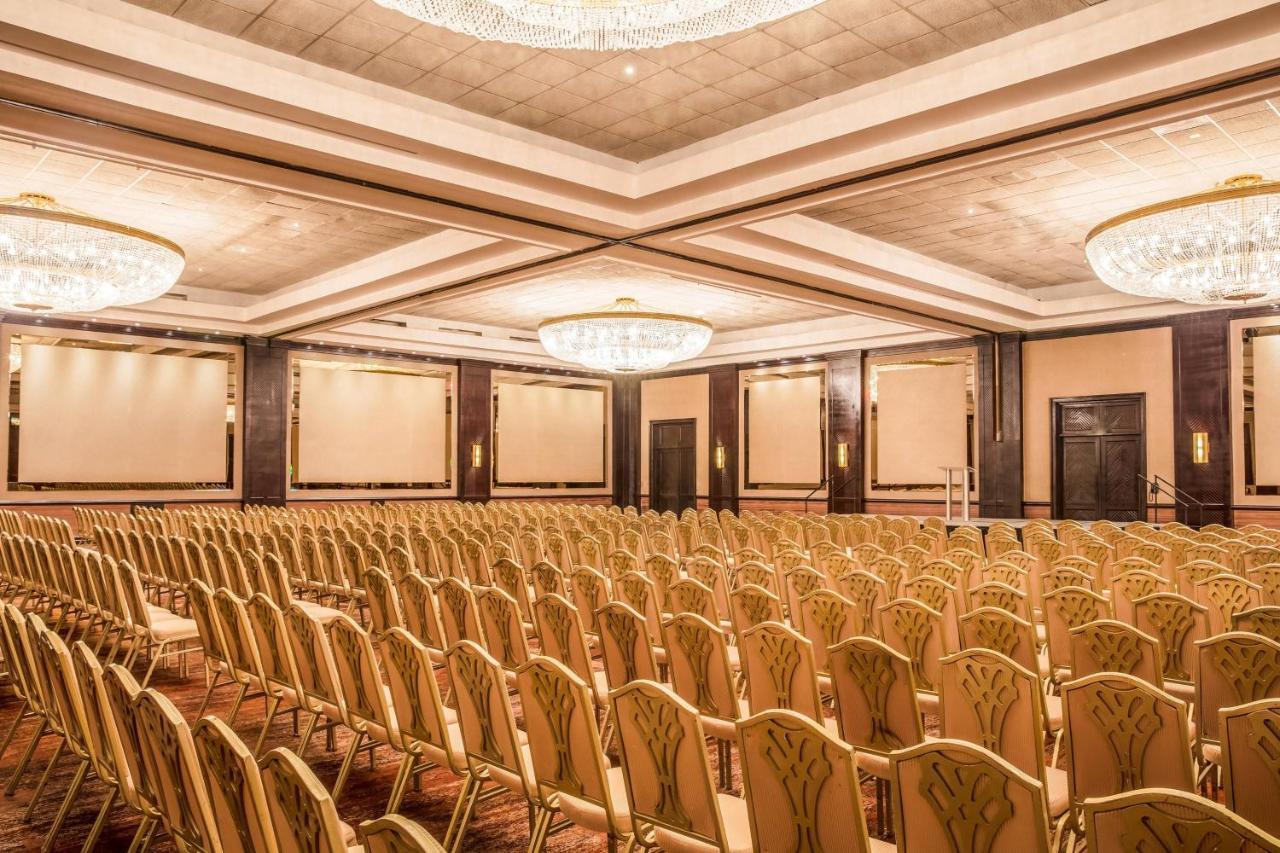 Sheraton Chihuahua Soberano Esterno foto